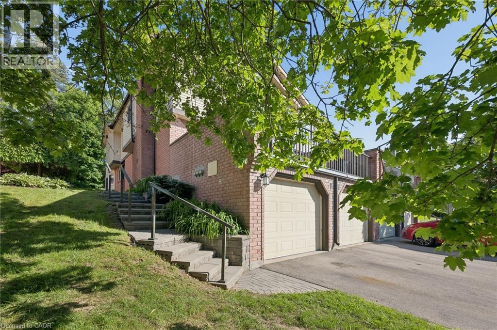 #8 236 KINGSWOOD Drive - 5
