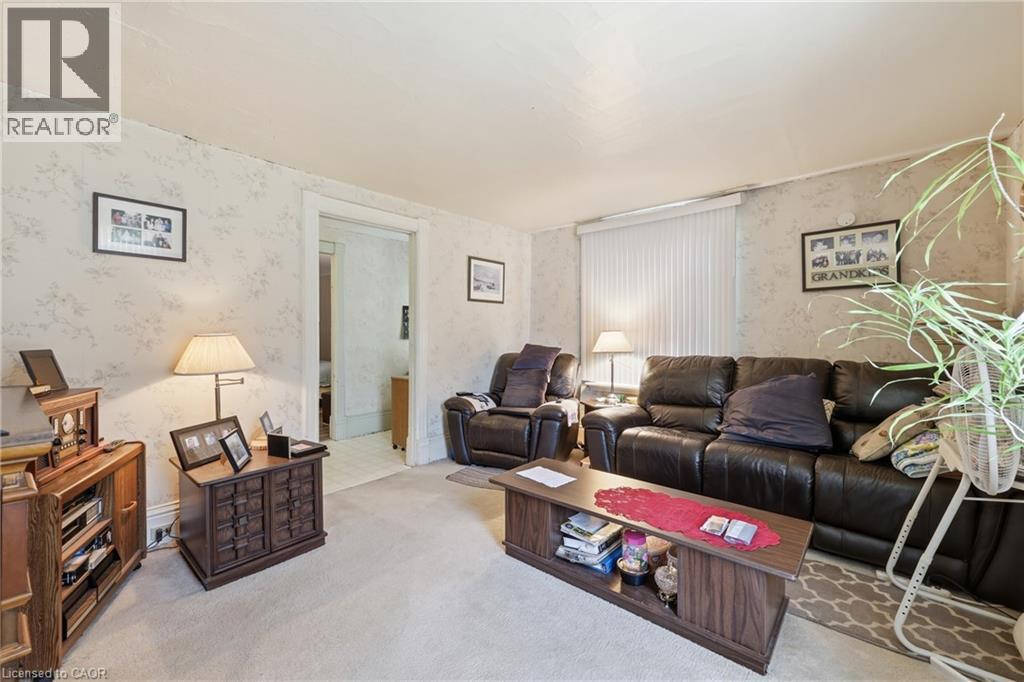 4-bedroom home for sale at 294 JERSEYVILLE Road, Brantford ON · photo 19 of 40