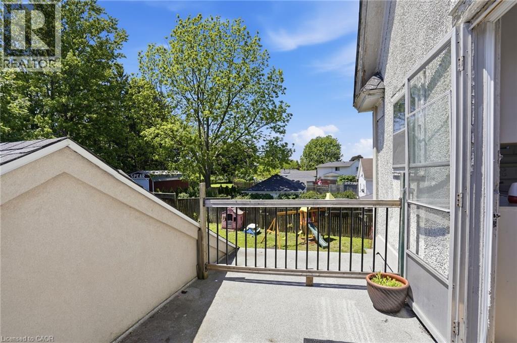 176 BERTIE Street - 18