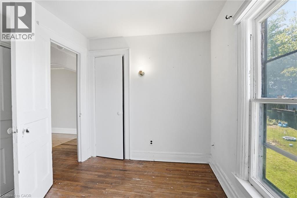 176 BERTIE Street - 20