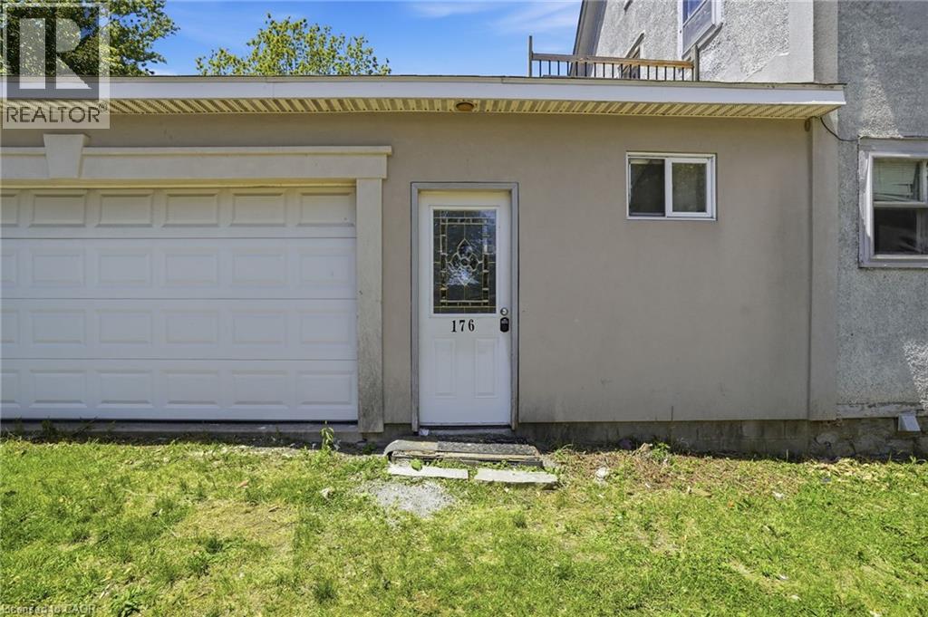 176 BERTIE Street - 39