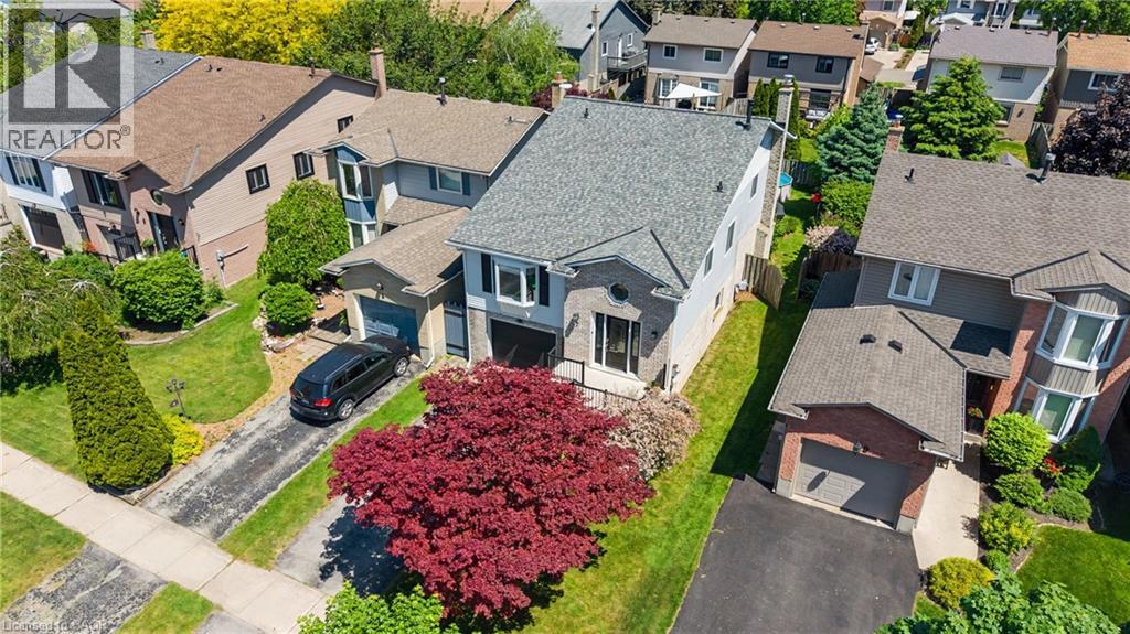 7 REMBRANDT Drive - 40