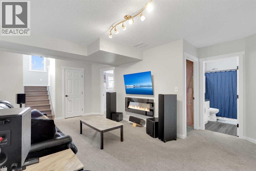 68 Ireland Crescent - 24