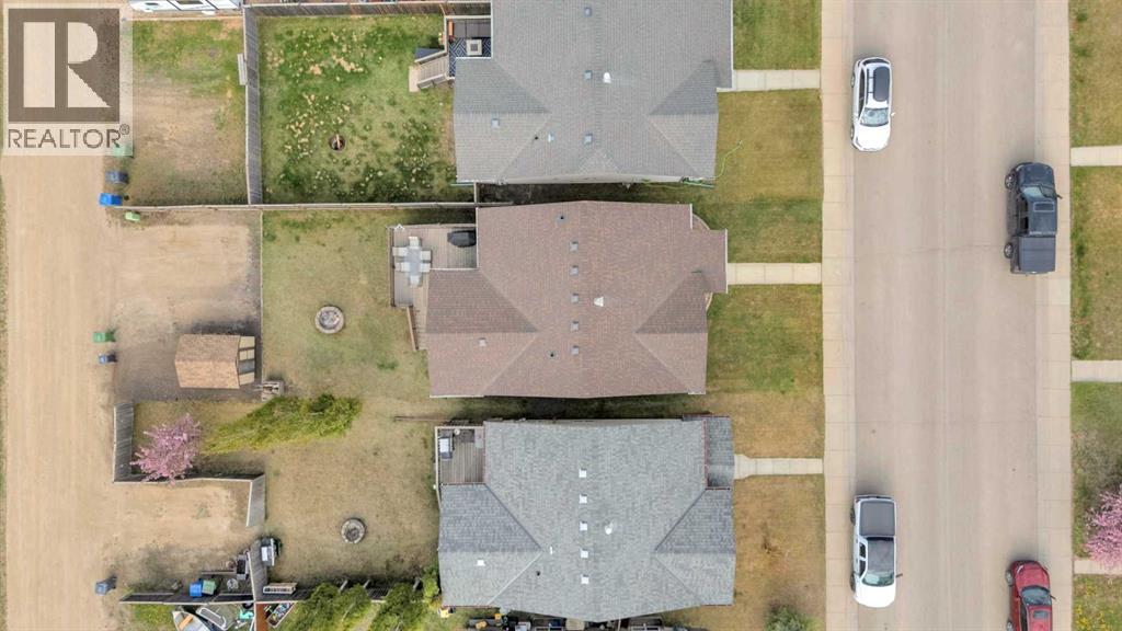 68 Ireland Crescent - 40