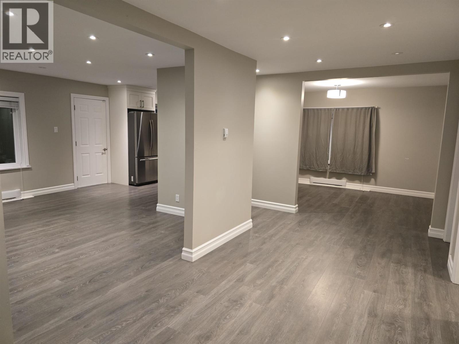 22504 LOUGHEED HIGHWAY
