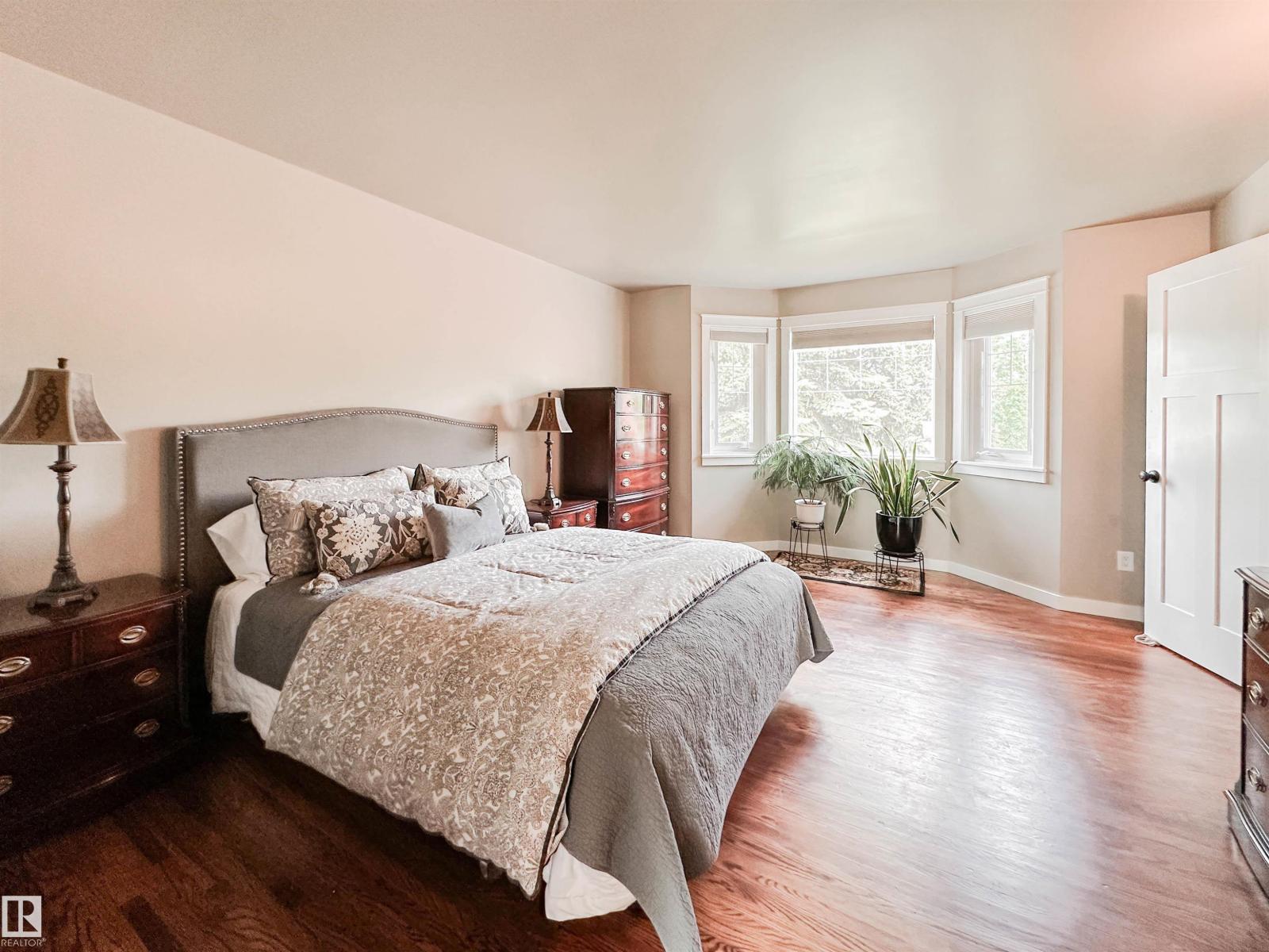 3 LAIRD PL — photo 25