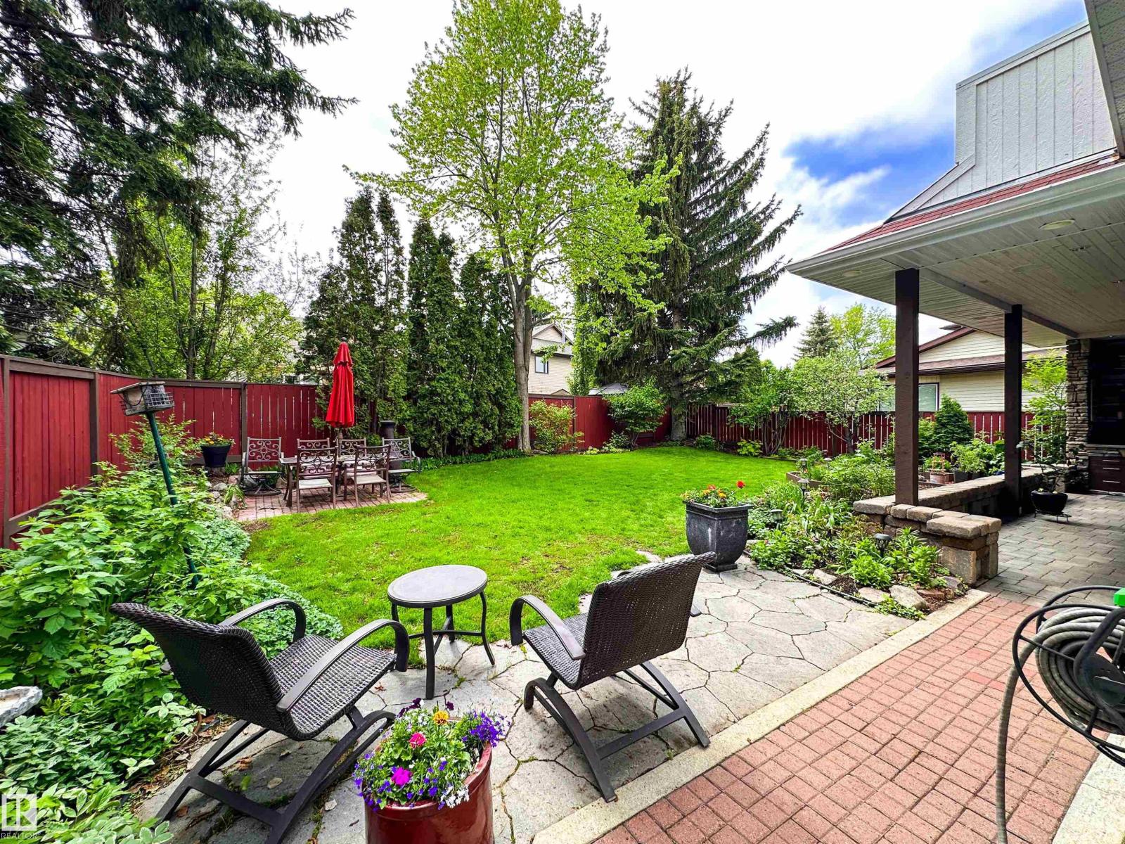3 LAIRD PL — photo 64