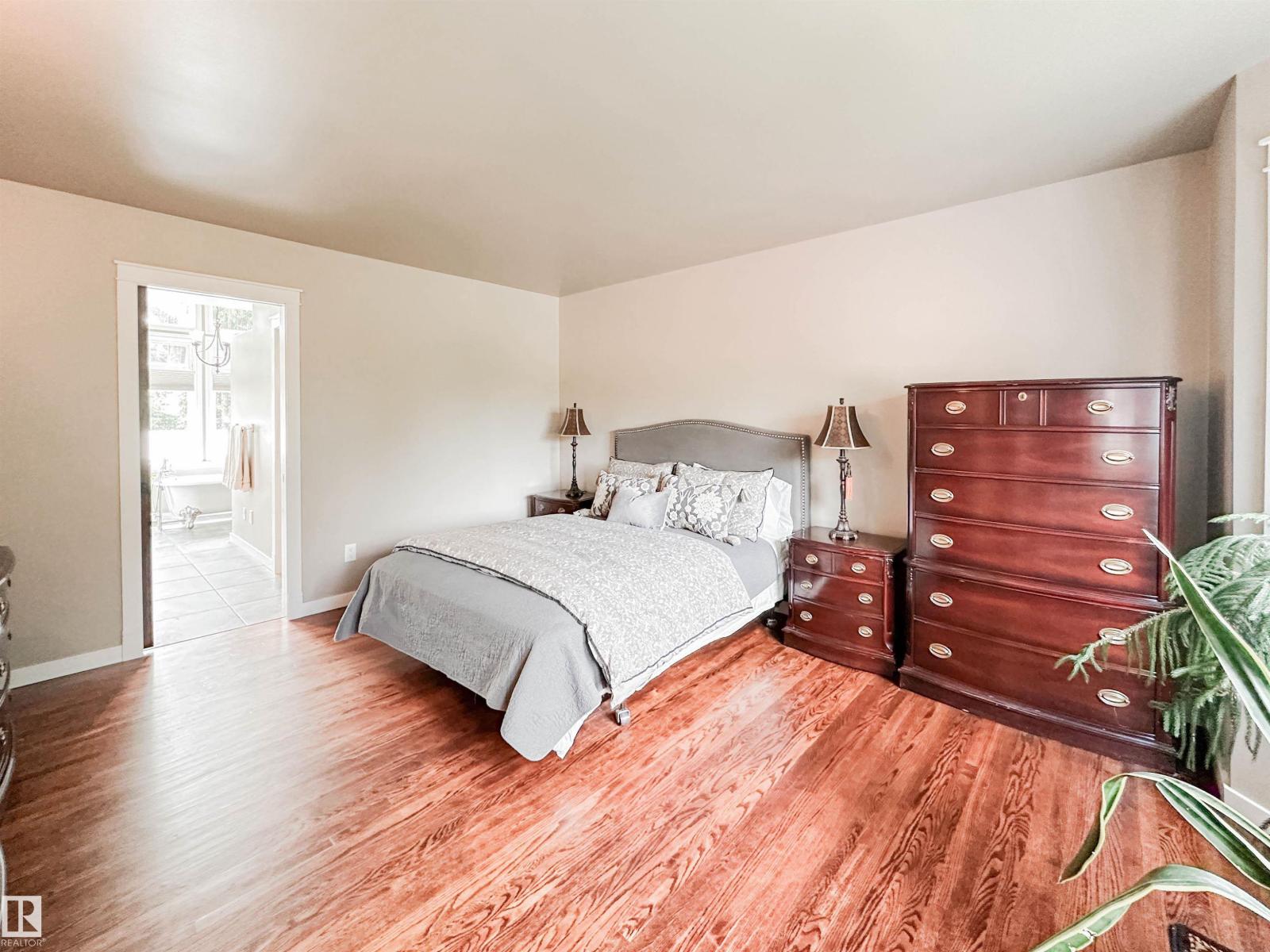 3 LAIRD PL — photo 23