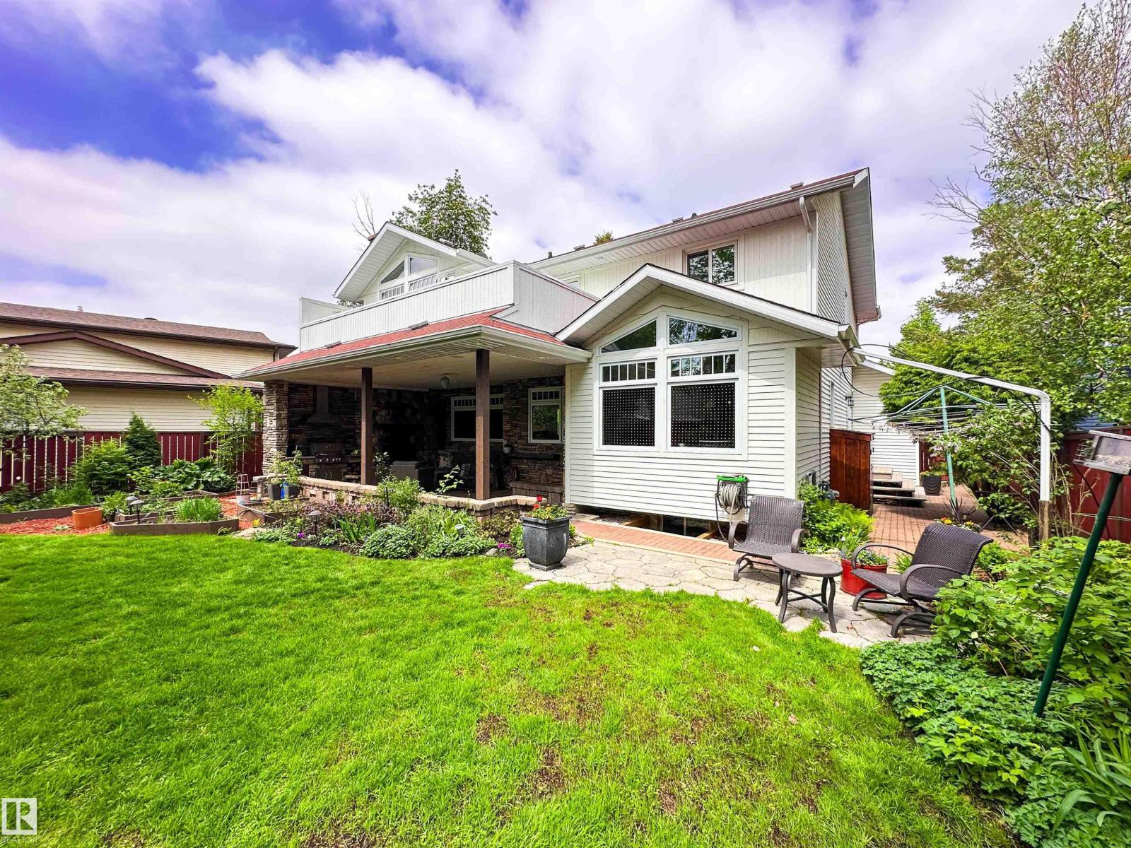 3 LAIRD PL — photo 66