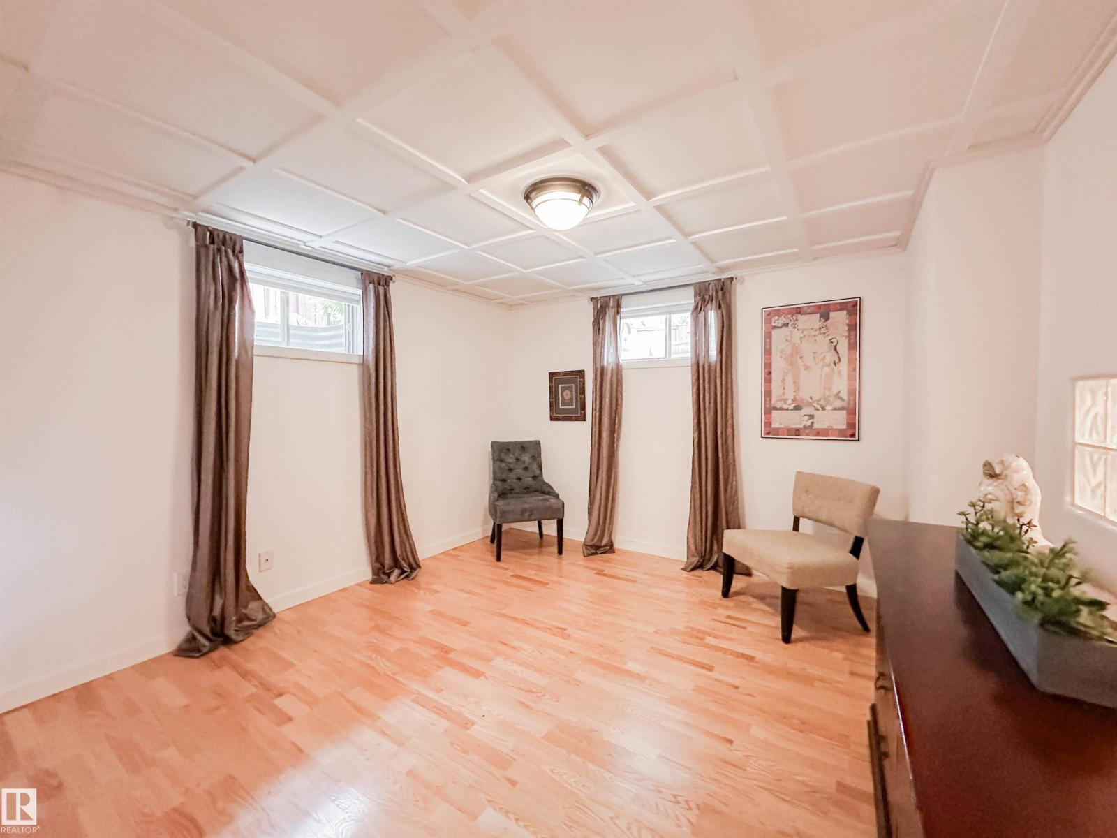 3 LAIRD PL — photo 55