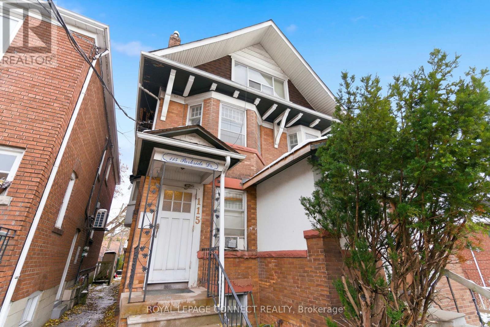 115 PARKSIDE DRIVE - 7