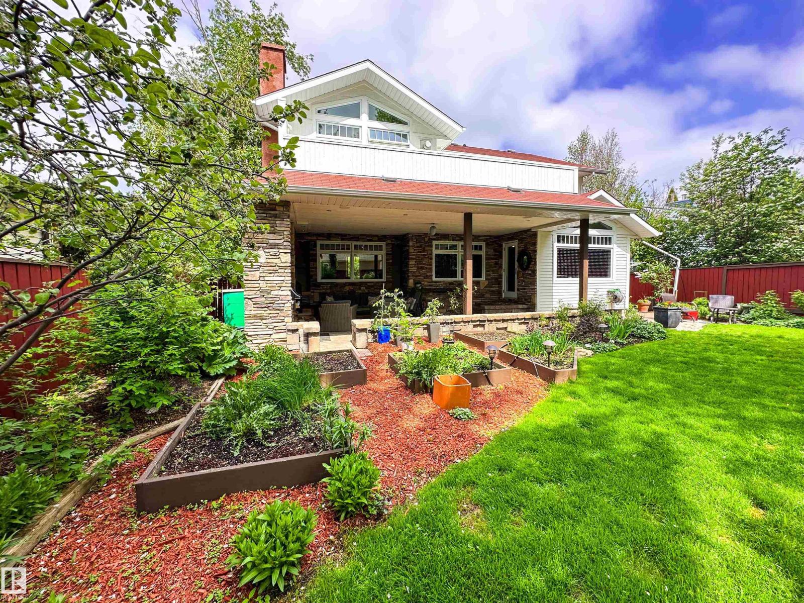 3 LAIRD PL — photo 68