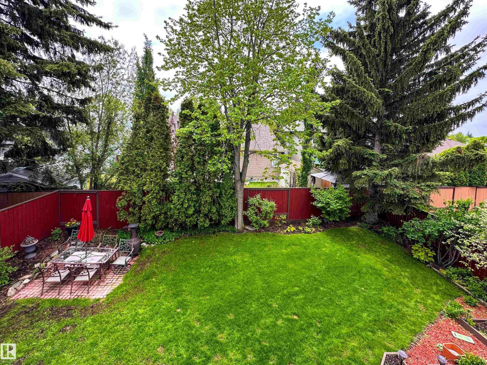 3 LAIRD PL — photo 71
