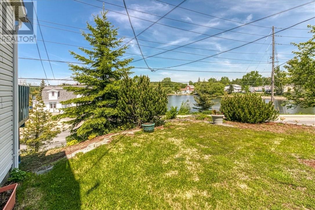 1457 Bellevue Avenue - 4