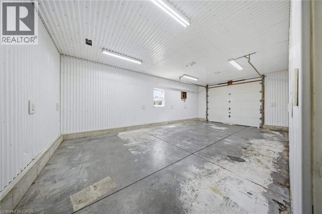 571 EAST QUARTER LINE Road - 30