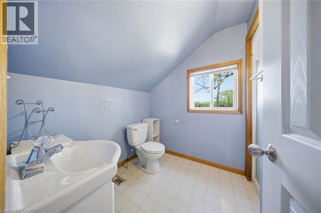 571 EAST QUARTER LINE Road - 21