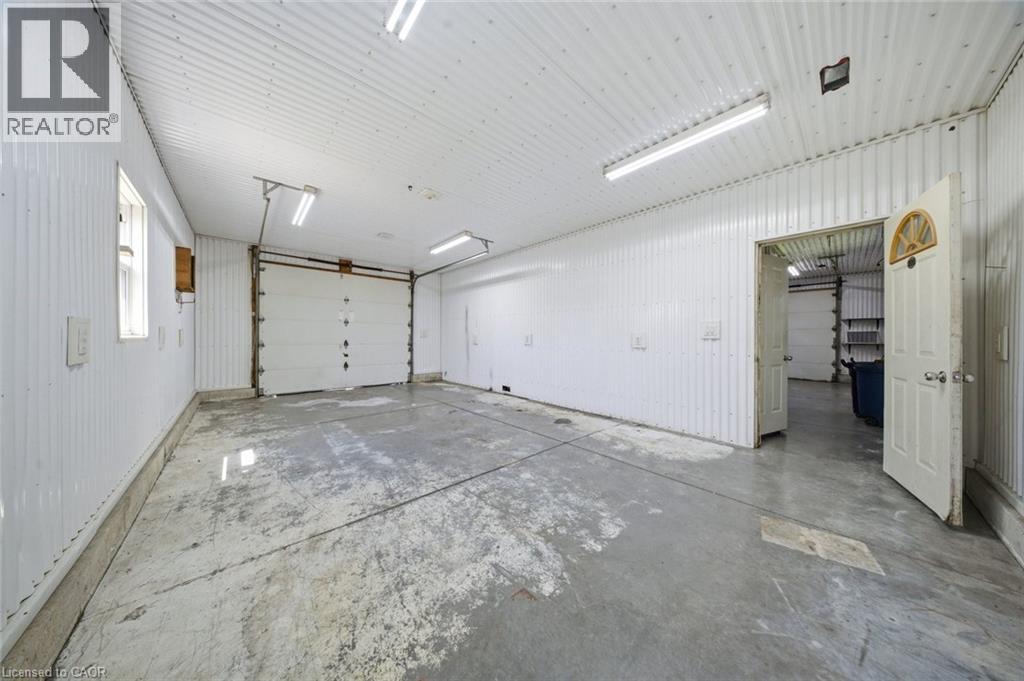571 EAST QUARTER LINE Road - 31