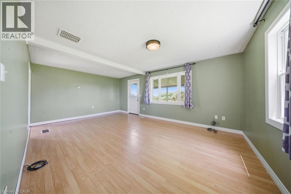 571 EAST QUARTER LINE Road - 9