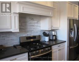 18b Algoma Street, Toronto, ON M8Y1C3 Photo 14
