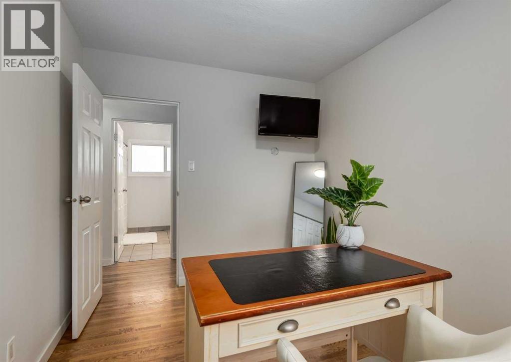 182 Fyffe Road SE - 26