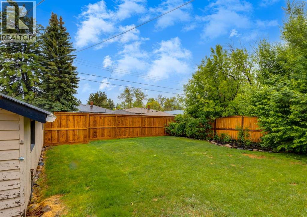182 Fyffe Road SE - 40