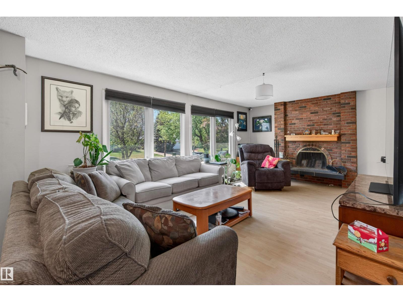 3 ALCOTT CR - Image 3