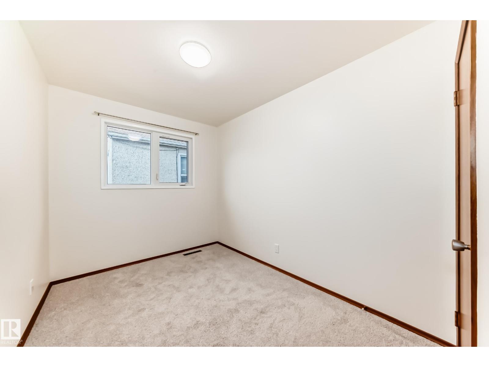 12022 62 ST NW - 15