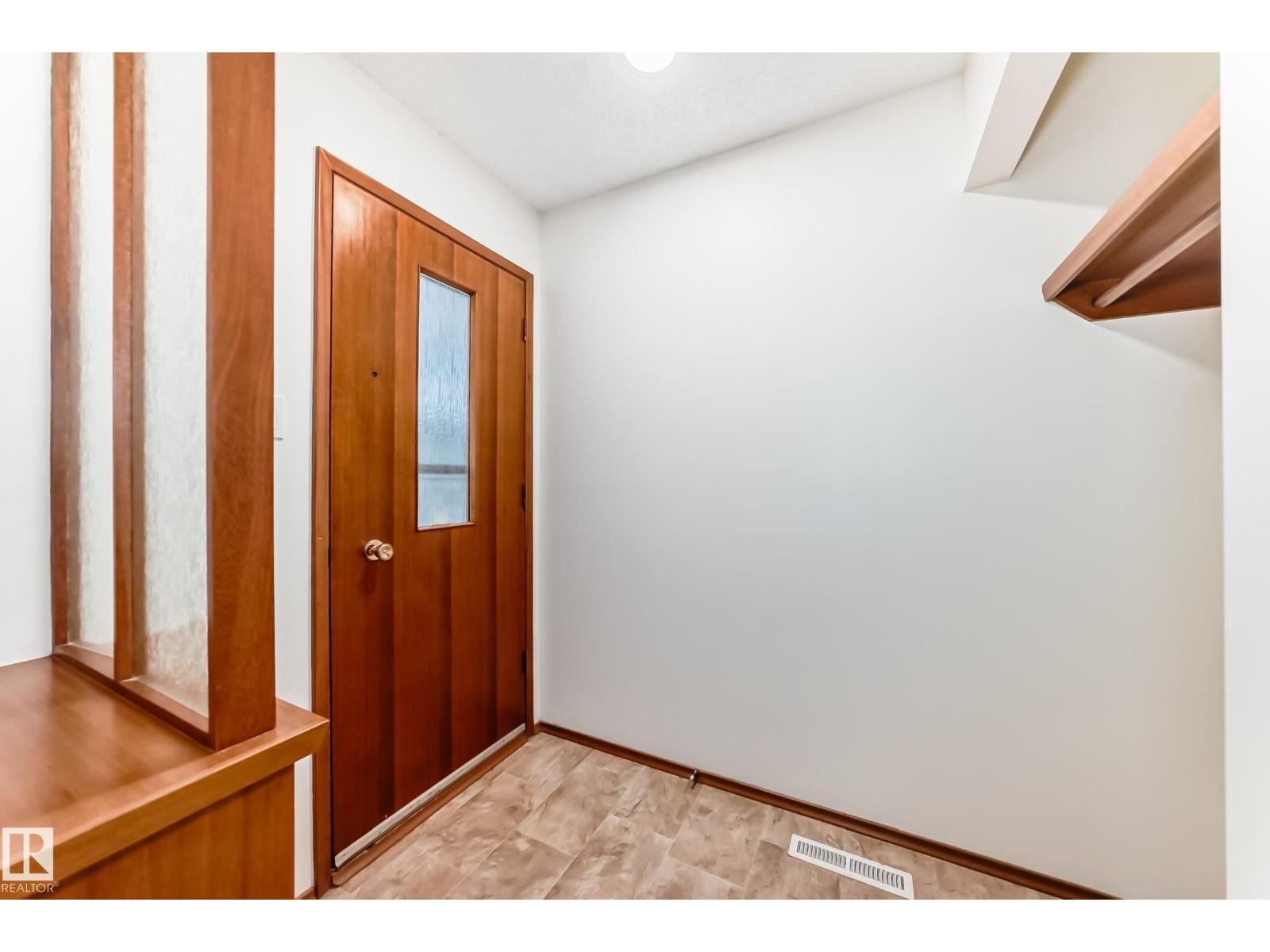 12022 62 ST NW - 2