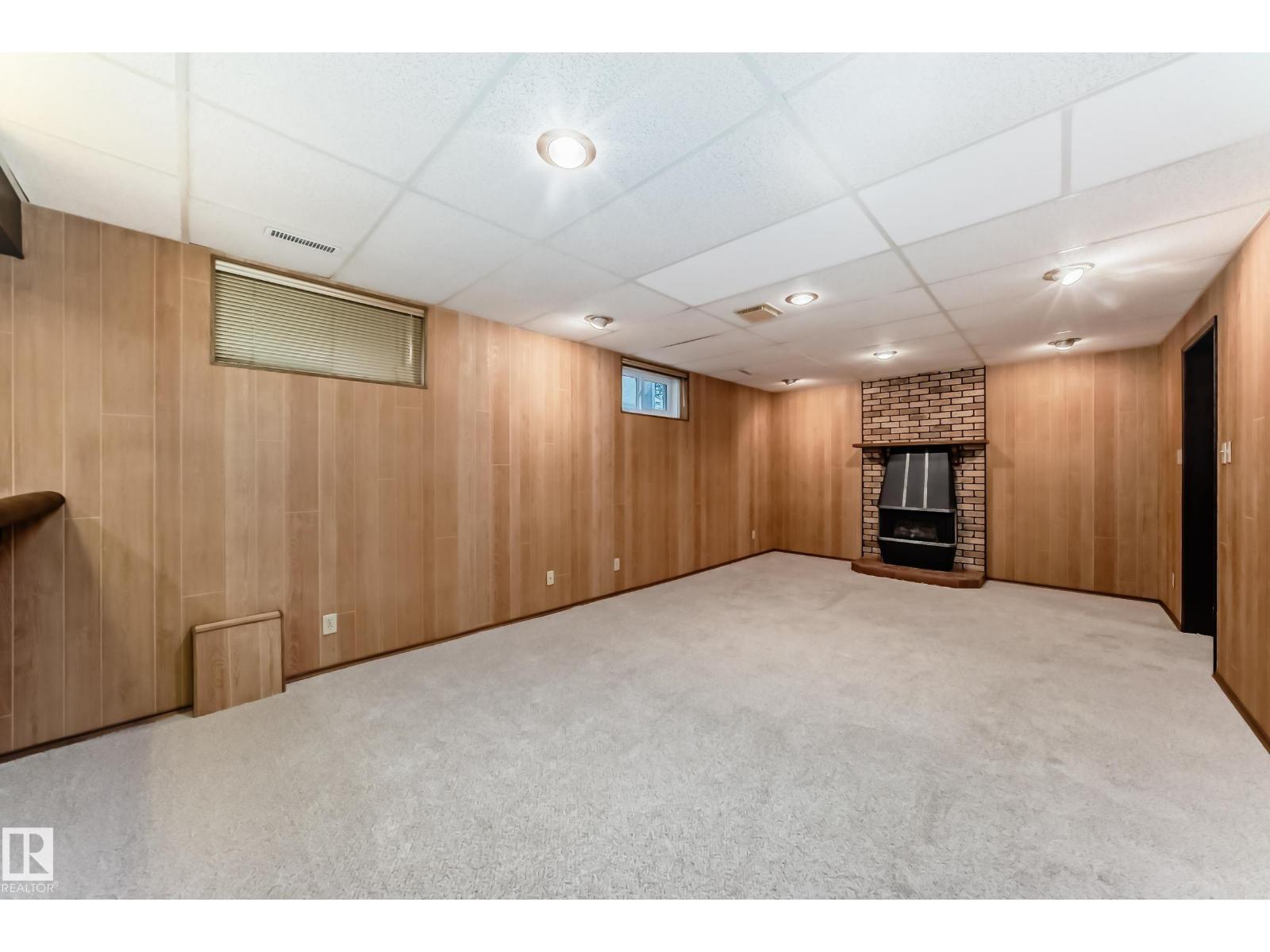 12022 62 ST NW - 24