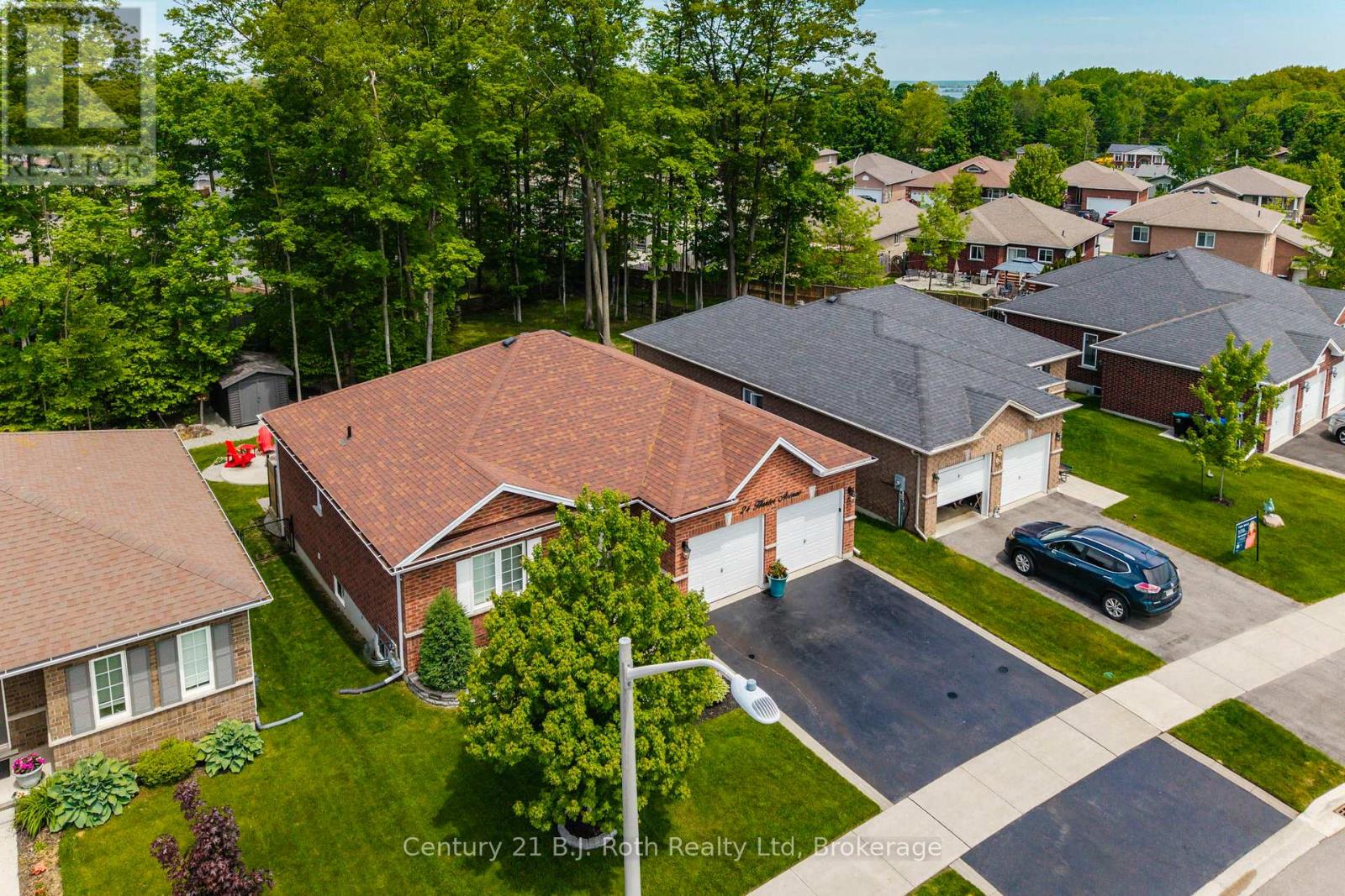 24 HUNTER AVENUE - 47