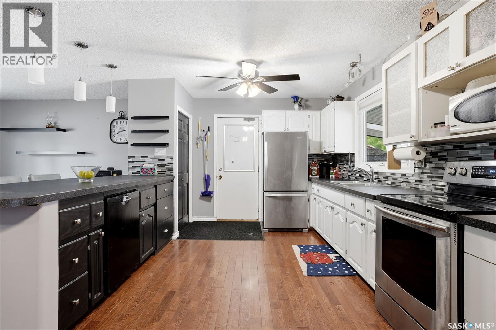 14 Wheeler CRESCENT - 8