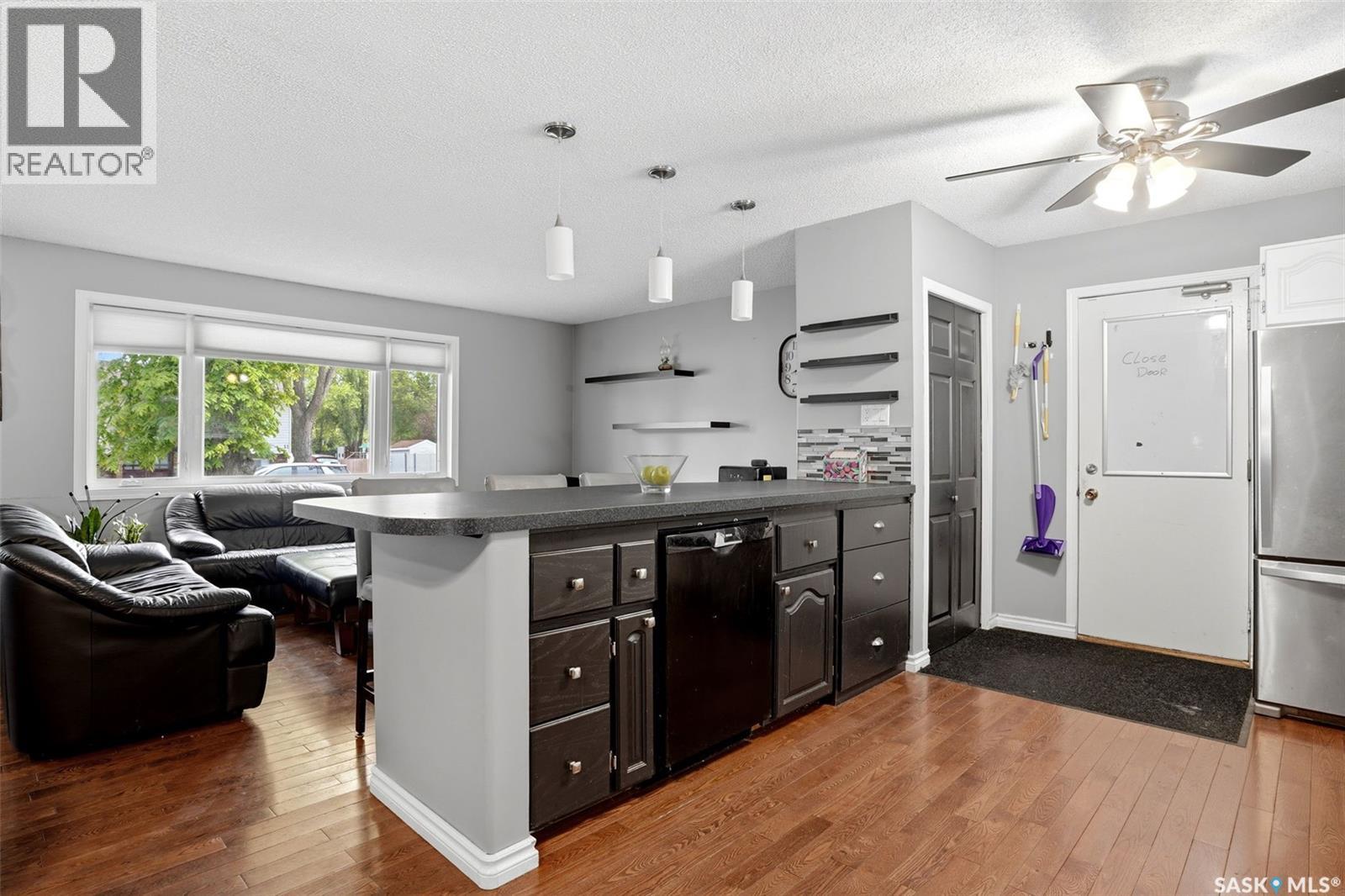 14 Wheeler CRESCENT - 9