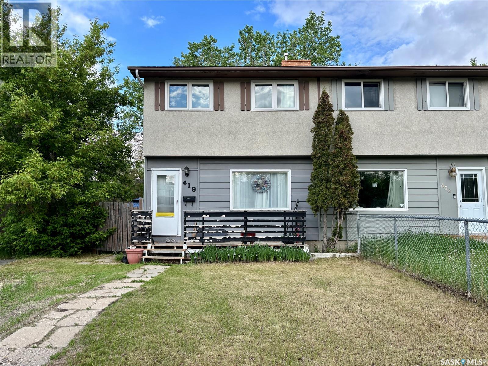 419 McIntosh STREET - 1