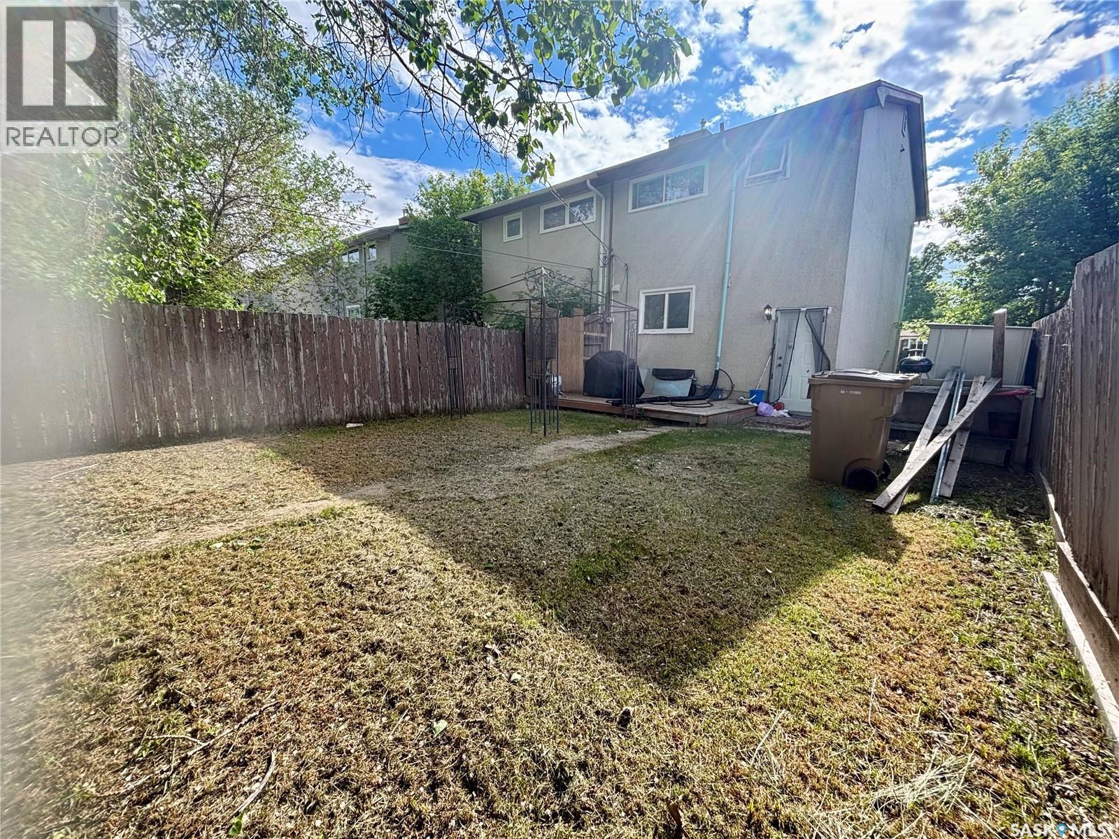 419 McIntosh STREET - 17