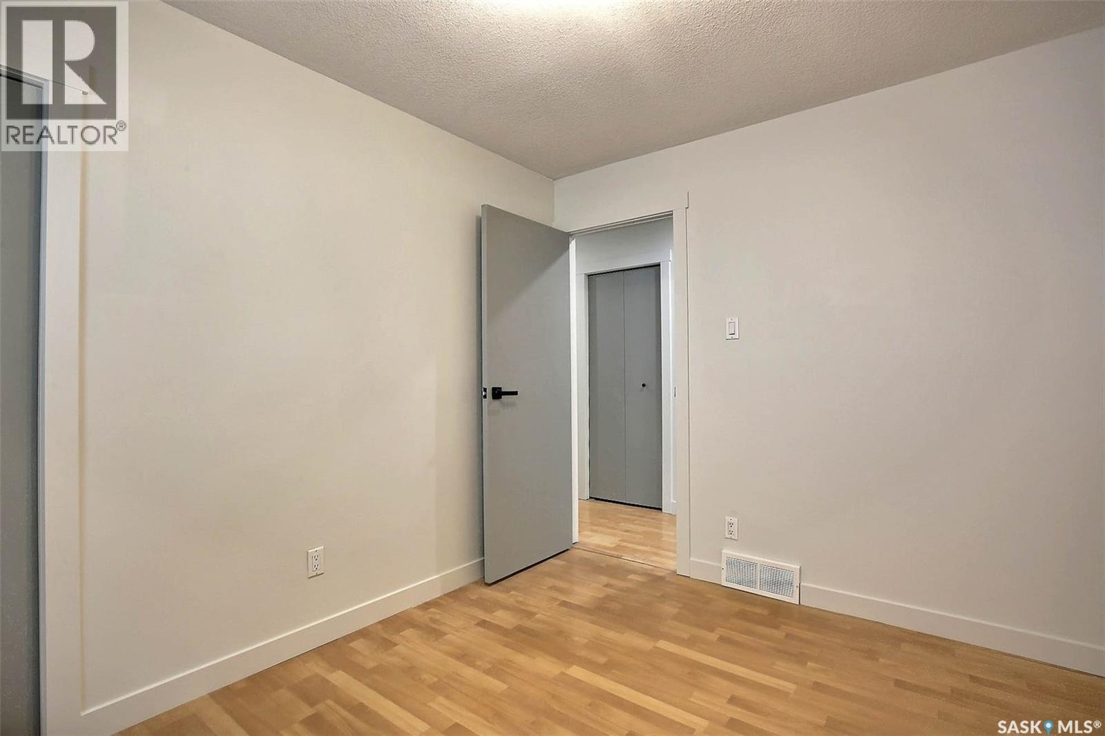 1606 7th AVENUE E - 14