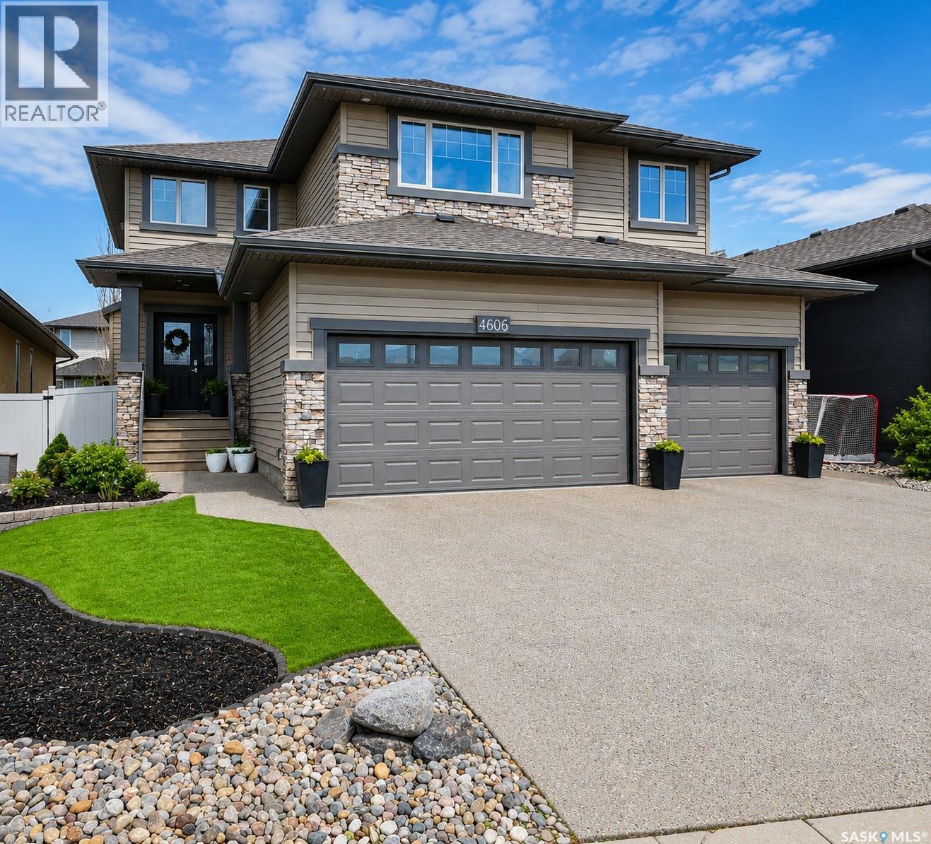 4606 Shumiatcher CRESCENT - Image 2