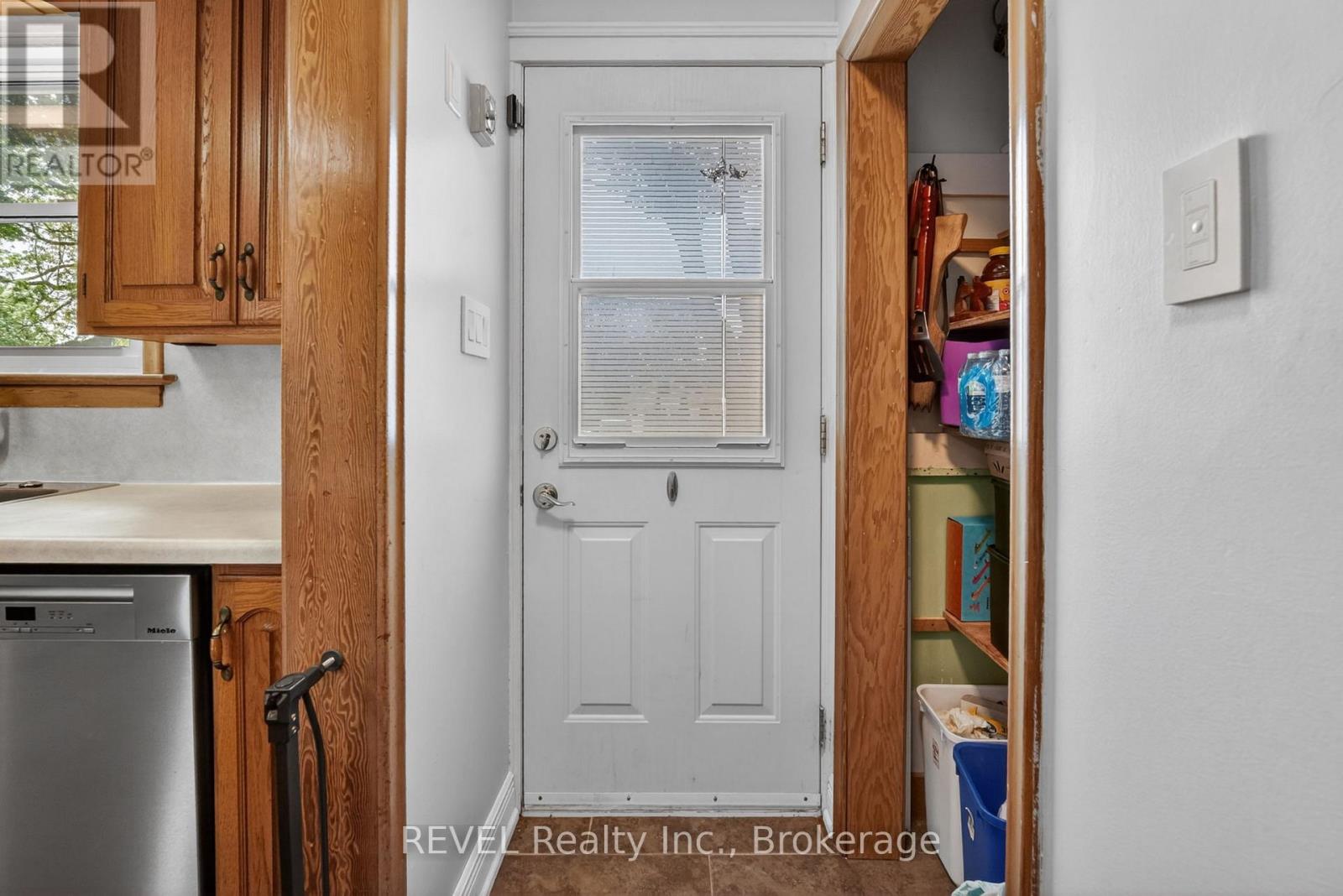 80 LINWOOD AVENUE - 15