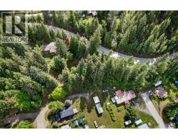 1102 Highway 31a, New Denver, BC V0G1S0 Photo 35