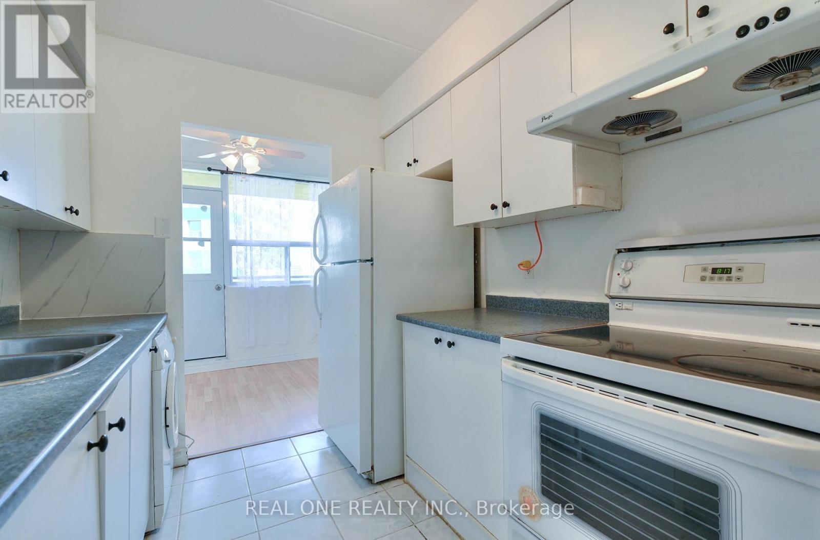 #602 207 GALLOWAY ROAD - 13