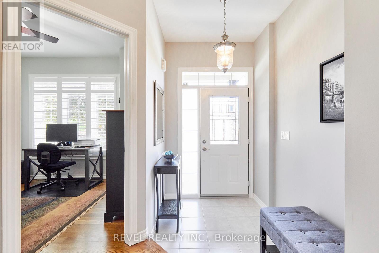 535 KINGSFIELD LOOP - 25