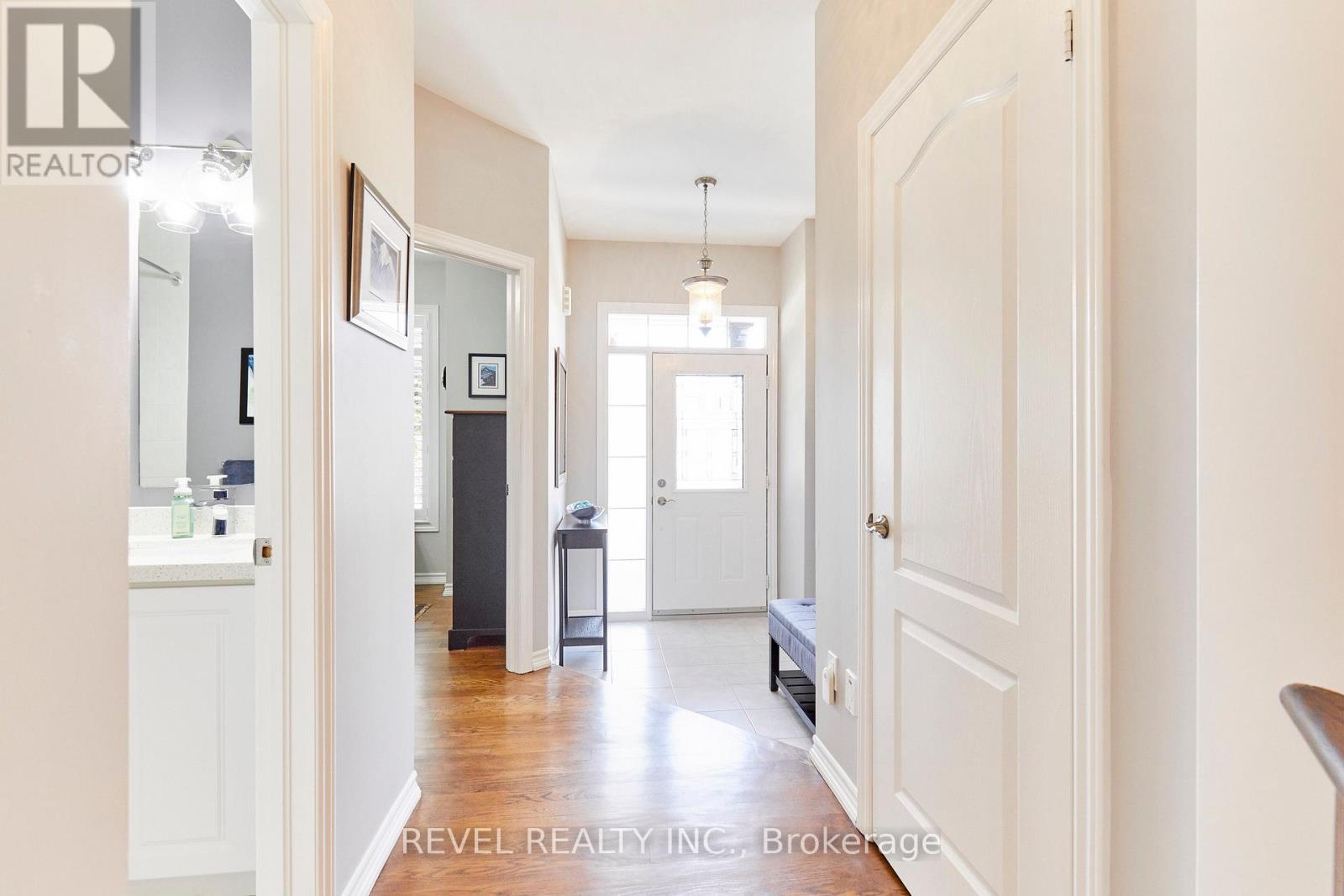 535 KINGSFIELD LOOP - 4