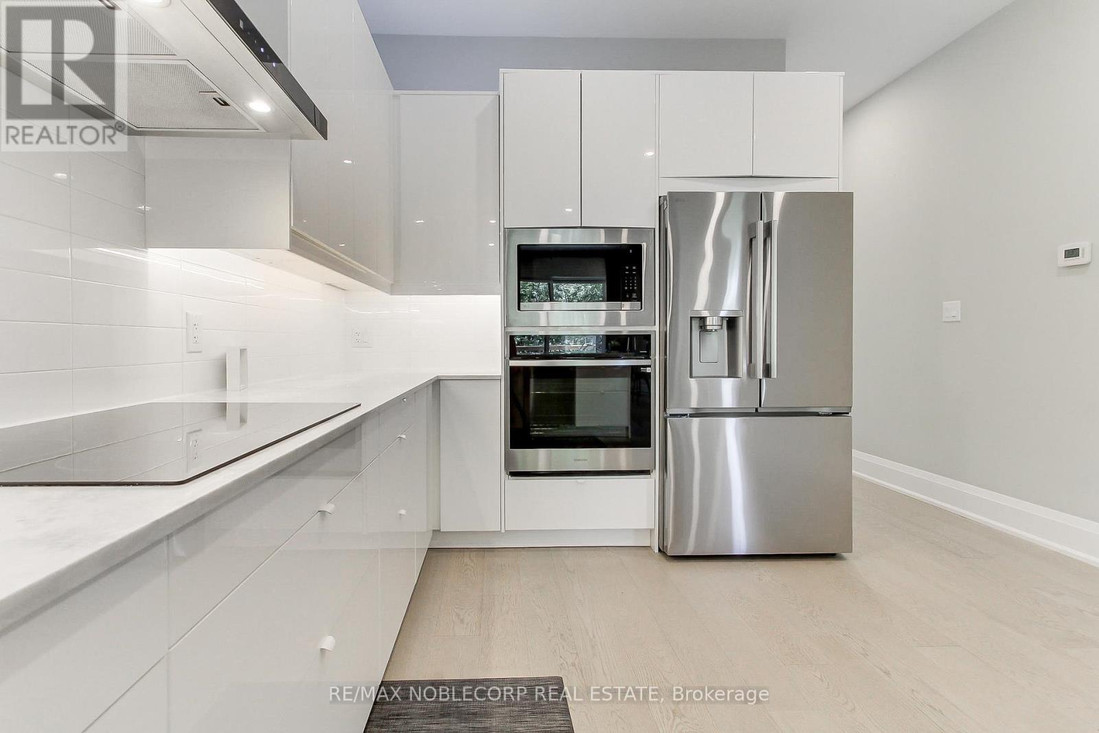 606 GREEN STREET - 11