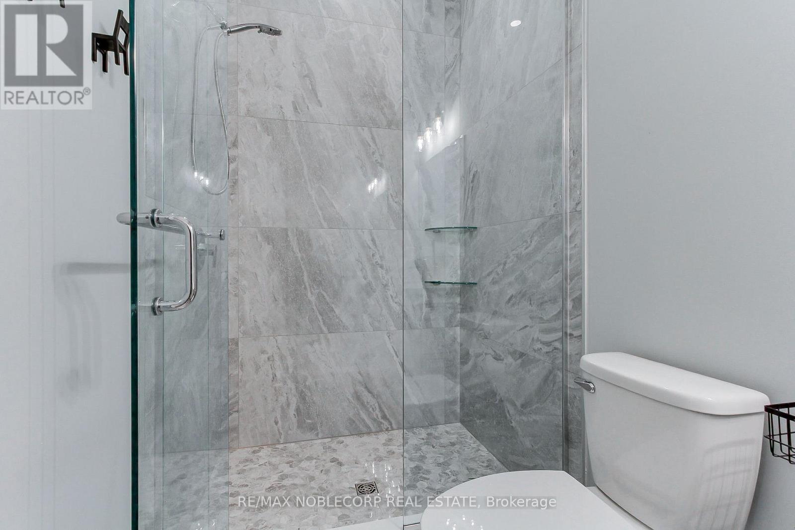 606 GREEN STREET - 22