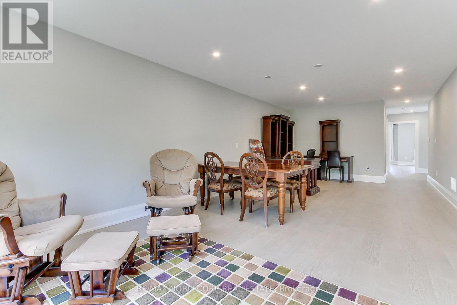 606 GREEN STREET - 24