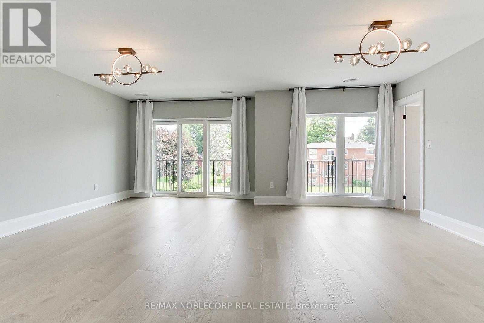 606 GREEN STREET - 26