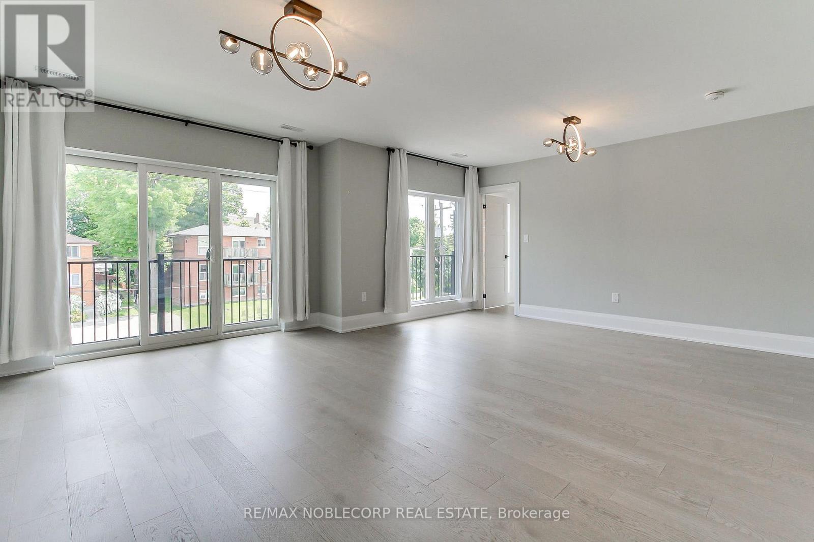 606 GREEN STREET - 27
