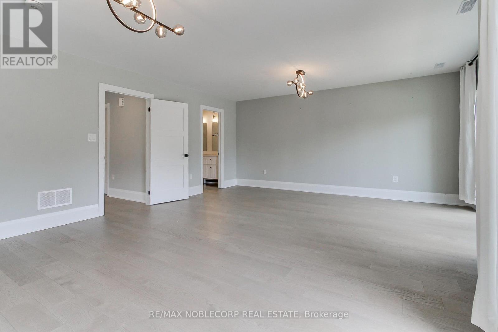 606 GREEN STREET - 28