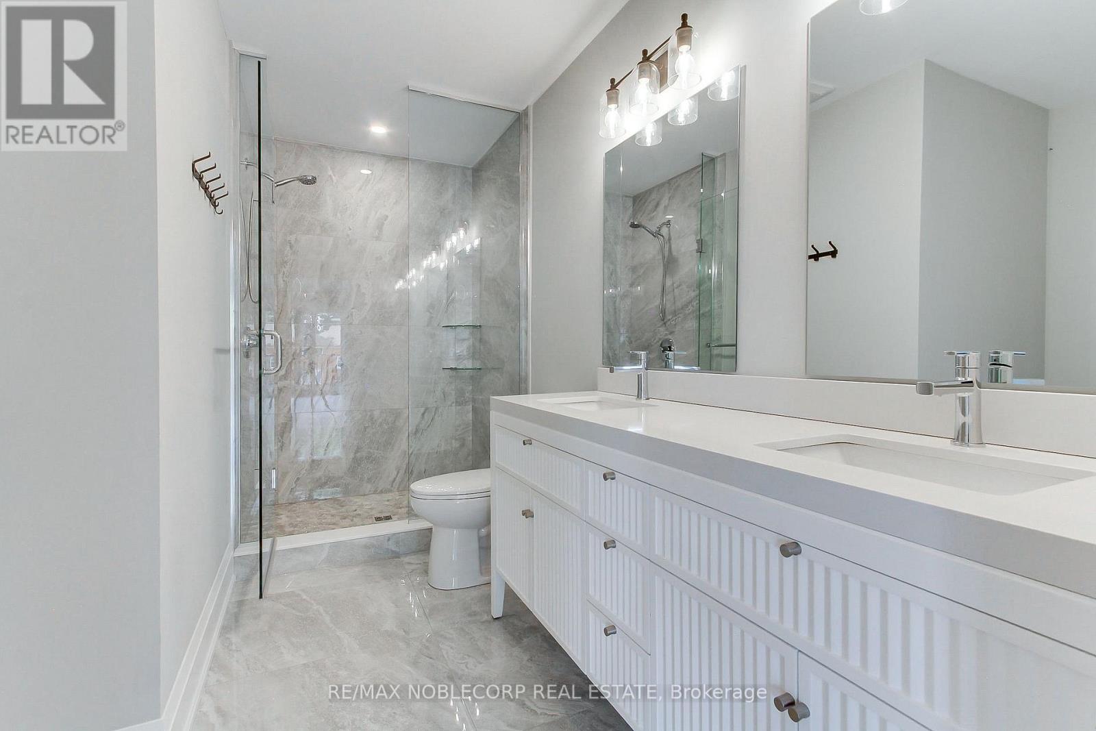 606 GREEN STREET - 29
