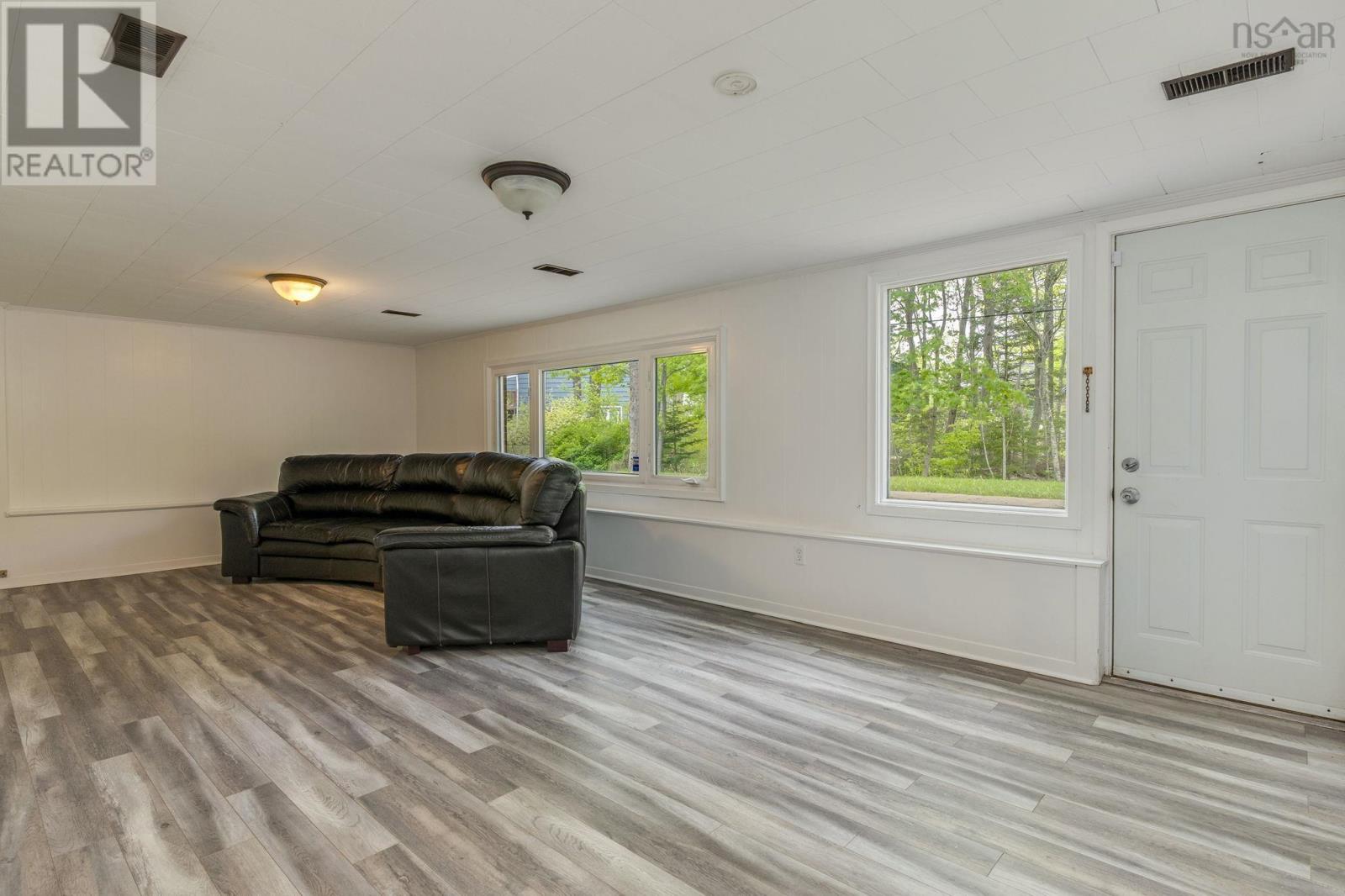 33 Southill Drive - 29