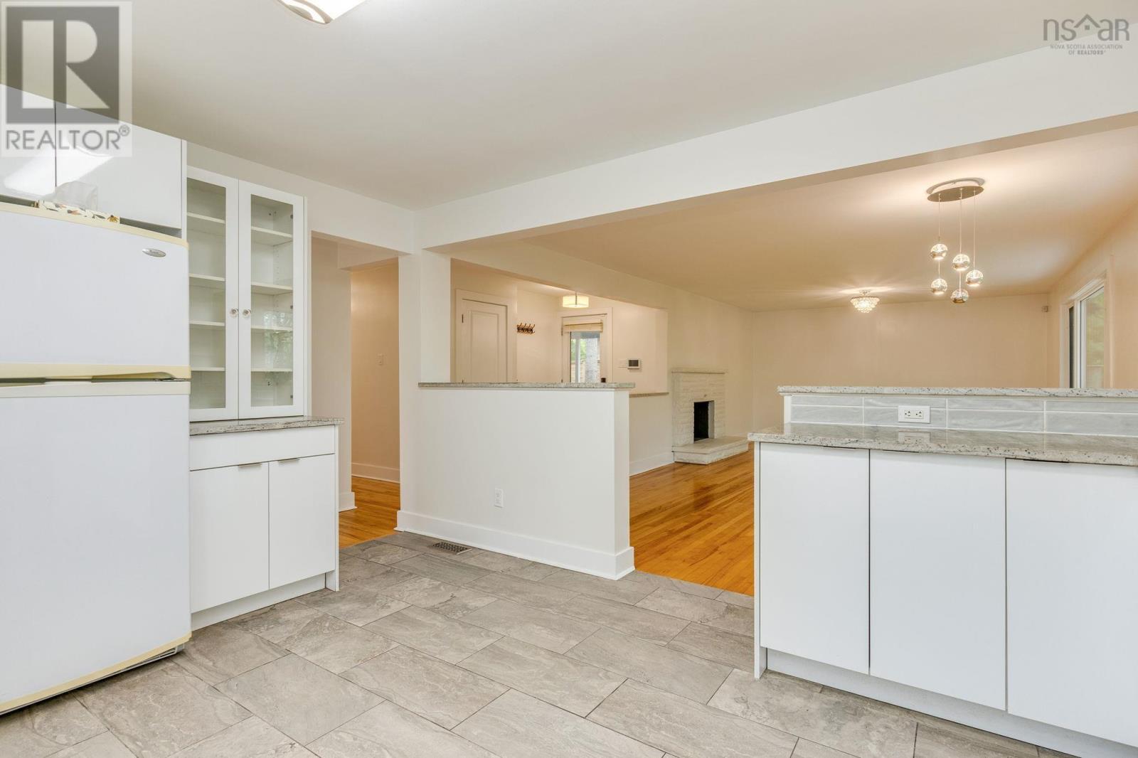 33 Southill Drive - 12